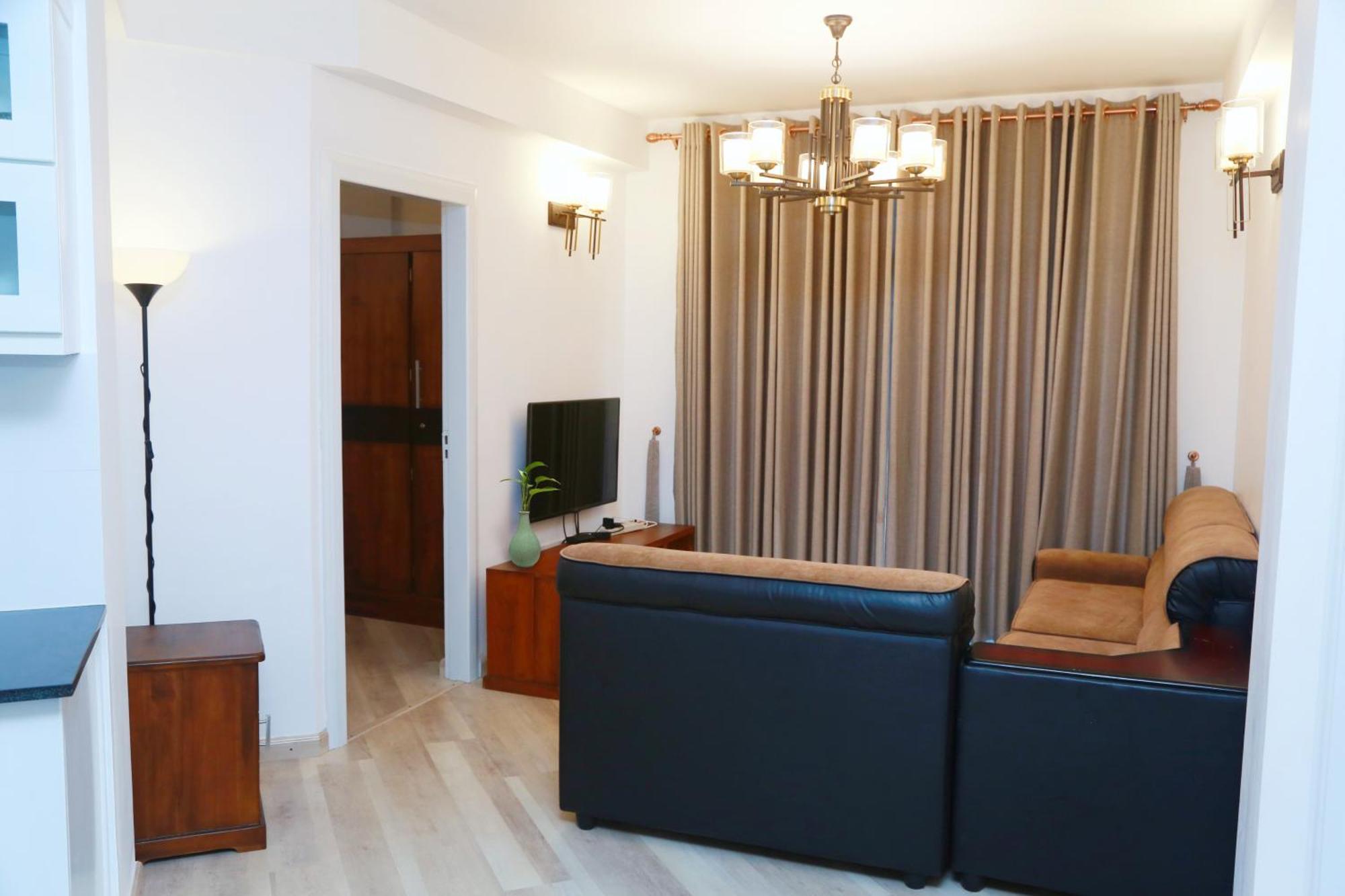 Ajymth Luxury - Lakeview Residencies - F24 Нувара-Елія