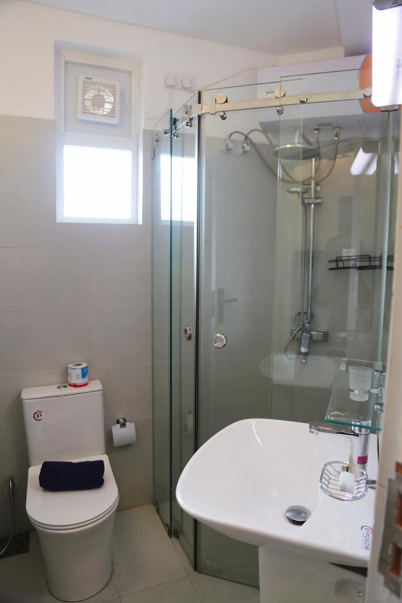 Ajymth Luxury - Lakeview Residencies - F24 * Нувара-Елія